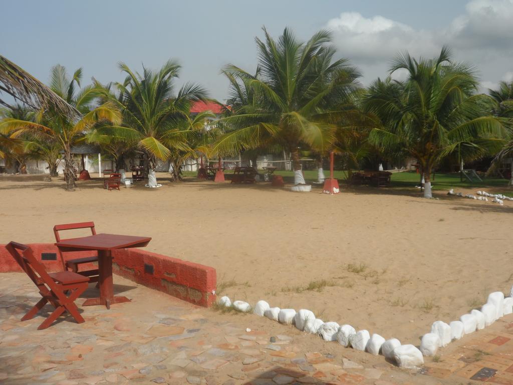 Legacy Tribe Beach Resort Prampram Exteriér fotografie